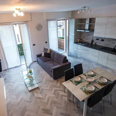 Gf Holiday Suite Varazze Exterior photo